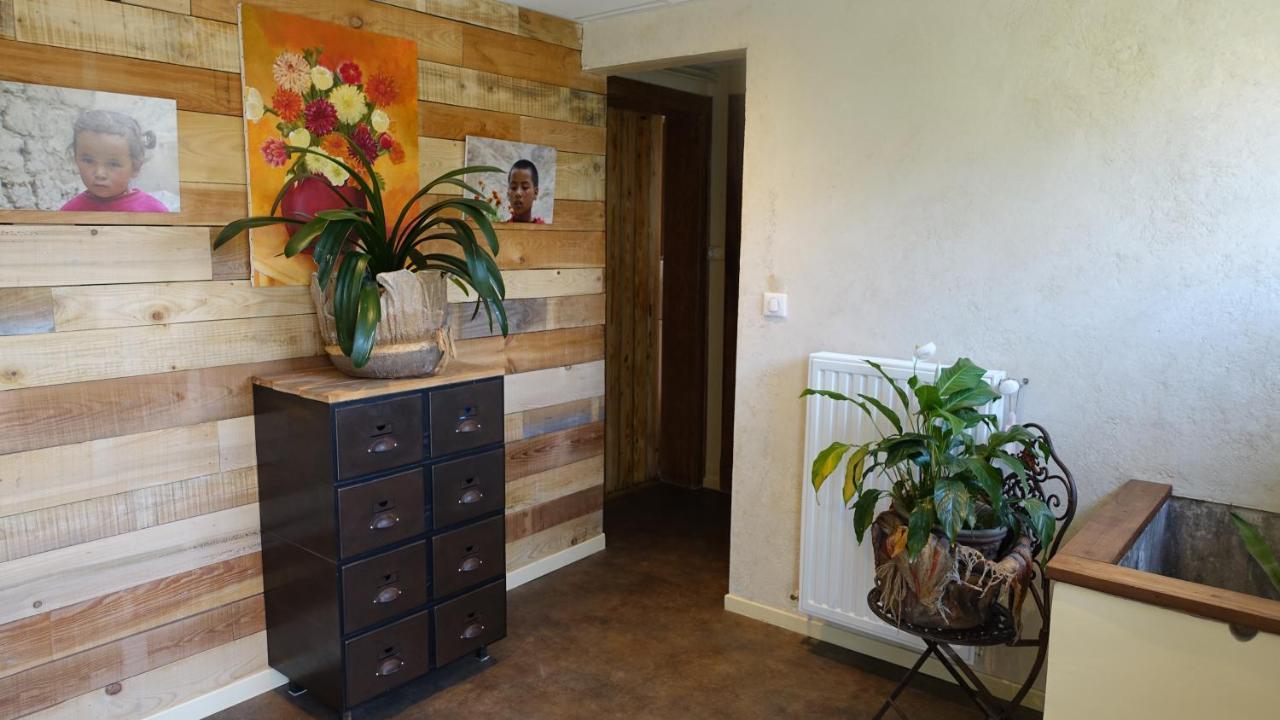 Le Jardin Des Secrets Bed & Breakfast La Voivre  Luaran gambar