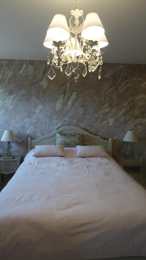 Le Jardin Des Secrets Bed & Breakfast La Voivre  Luaran gambar